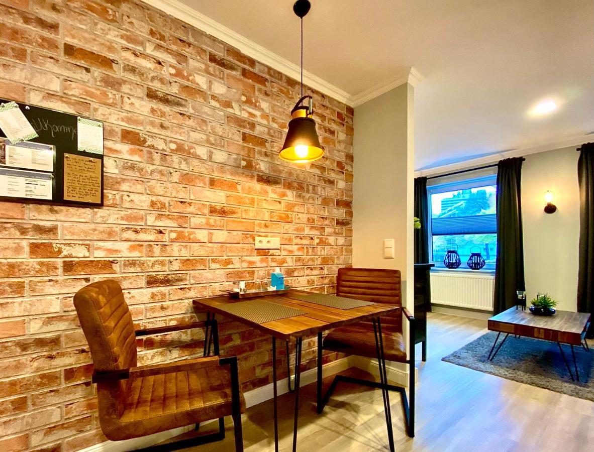 Schoene Ferienwohnungen Teilweise Mit Dachterrasse Im Herzen Von Itzehoe Exterior foto