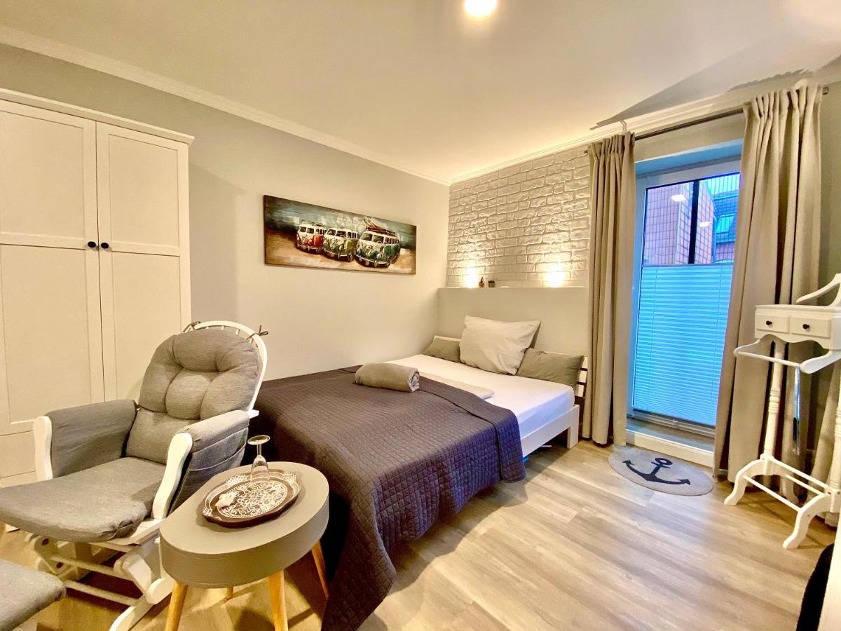 Schoene Ferienwohnungen Teilweise Mit Dachterrasse Im Herzen Von Itzehoe Exterior foto